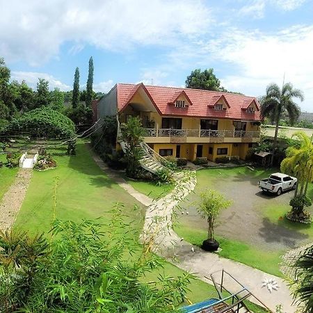 Sunny Point Hotel Davao City Esterno foto
