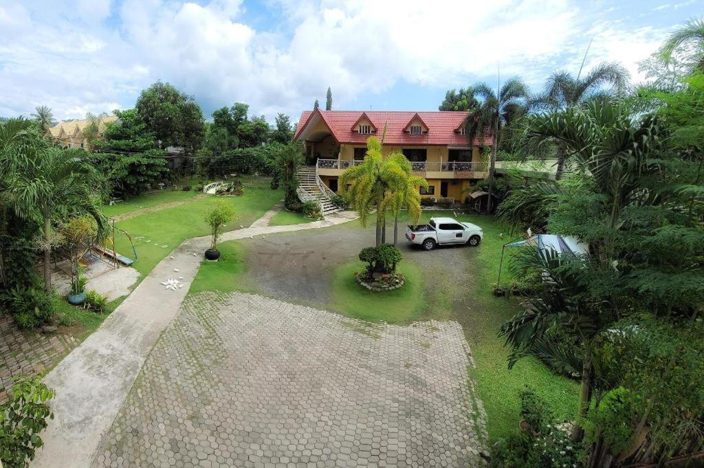 Sunny Point Hotel Davao City Esterno foto